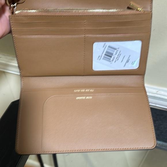 New Coach wristlet/ phone wallet, large - Picture 5 of 6